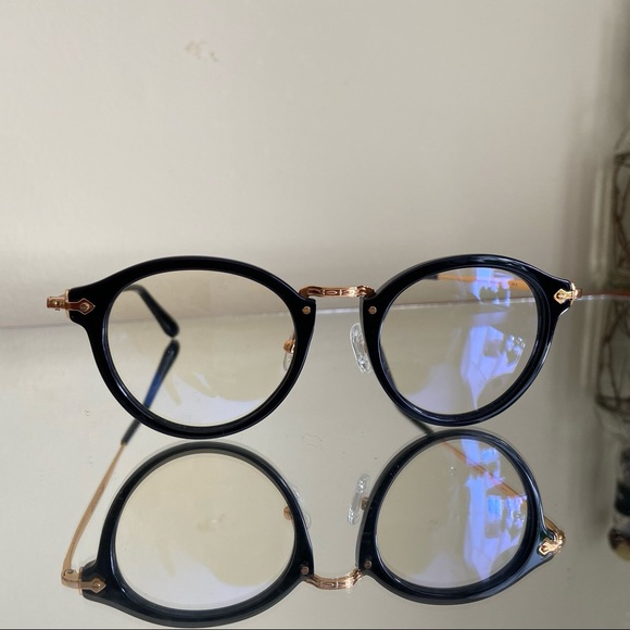 Gentle Monster Glasses - Picture 2 of 6